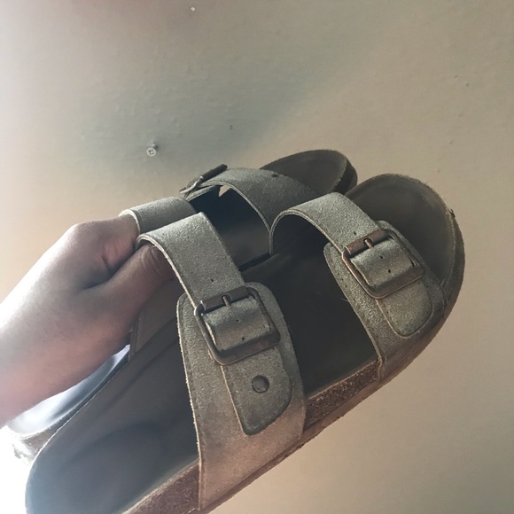 Sandals - Picture 2 of 2